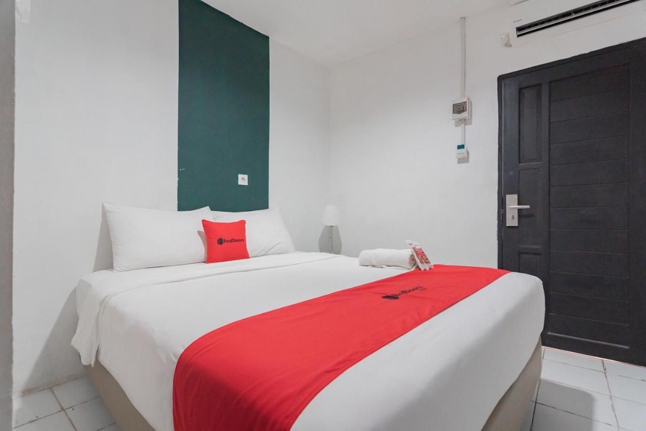 Reddoorz At Sani Guest House Balikpapan Екстериор снимка