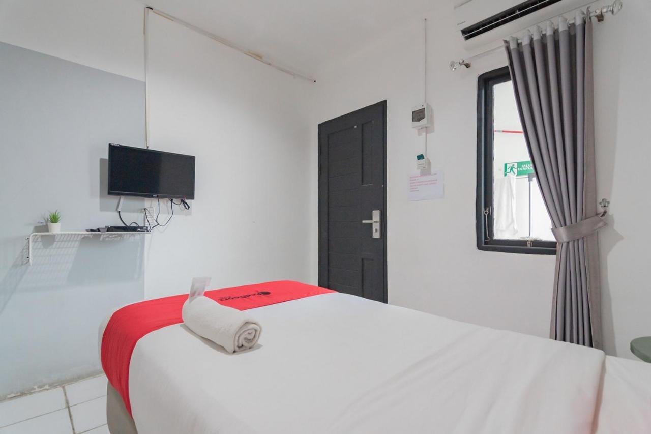 Reddoorz At Sani Guest House Balikpapan Екстериор снимка