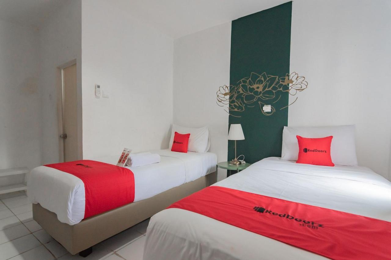 Reddoorz At Sani Guest House Balikpapan Екстериор снимка