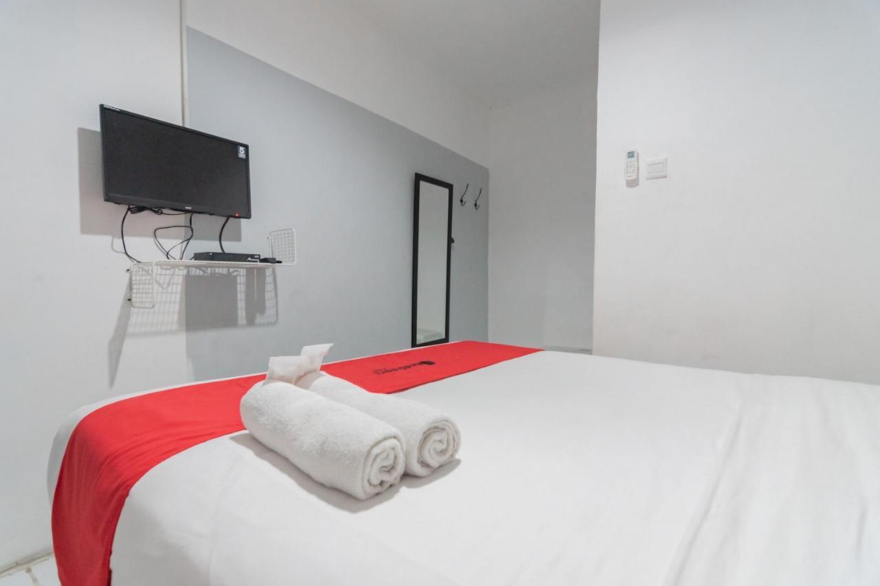 Reddoorz At Sani Guest House Balikpapan Екстериор снимка