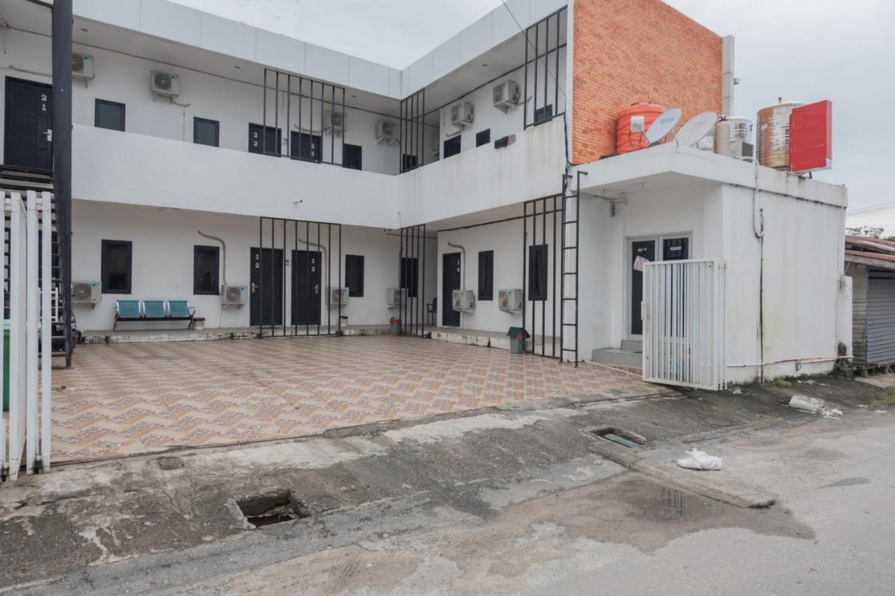 Reddoorz At Sani Guest House Balikpapan Екстериор снимка