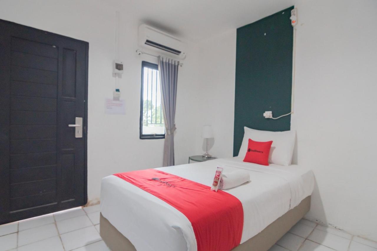 Reddoorz At Sani Guest House Balikpapan Екстериор снимка