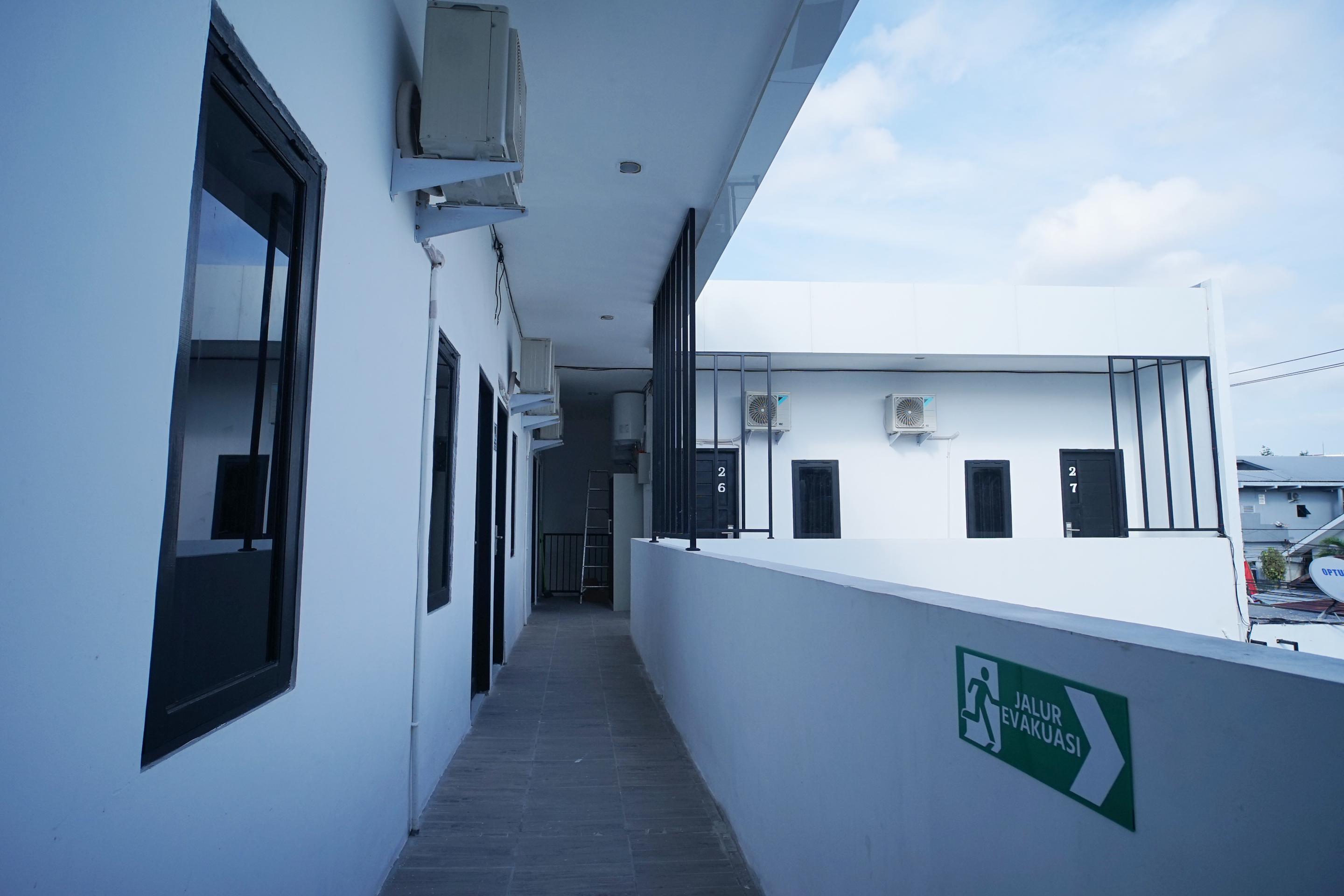 Reddoorz At Sani Guest House Balikpapan Екстериор снимка